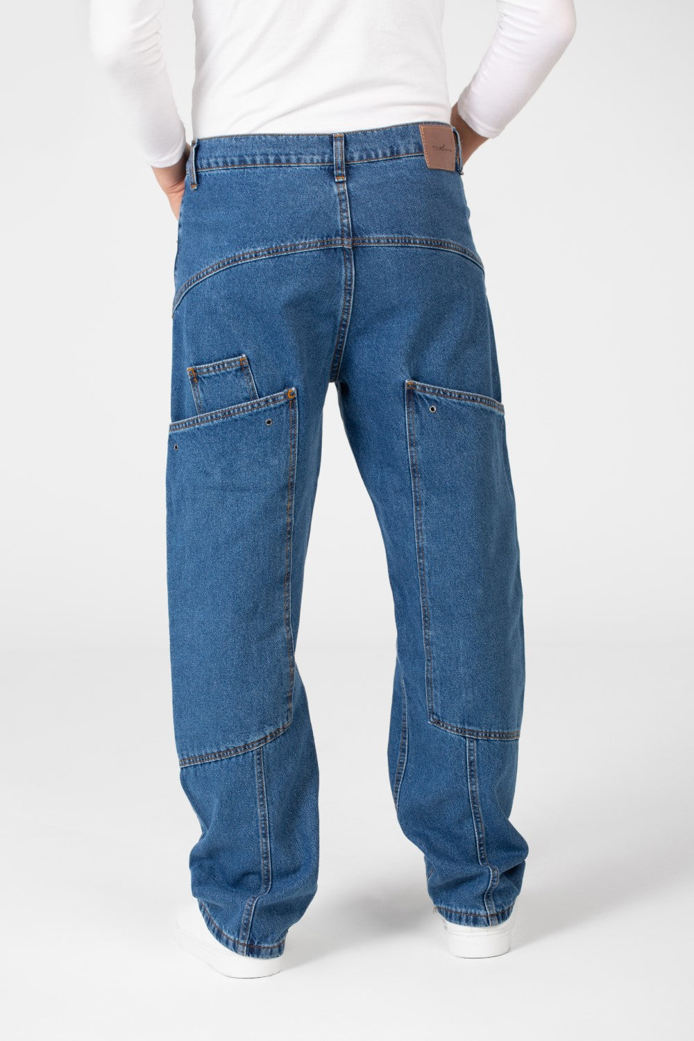 Men's Cargo Jeans Pants With A Modern Cut And Basic Details