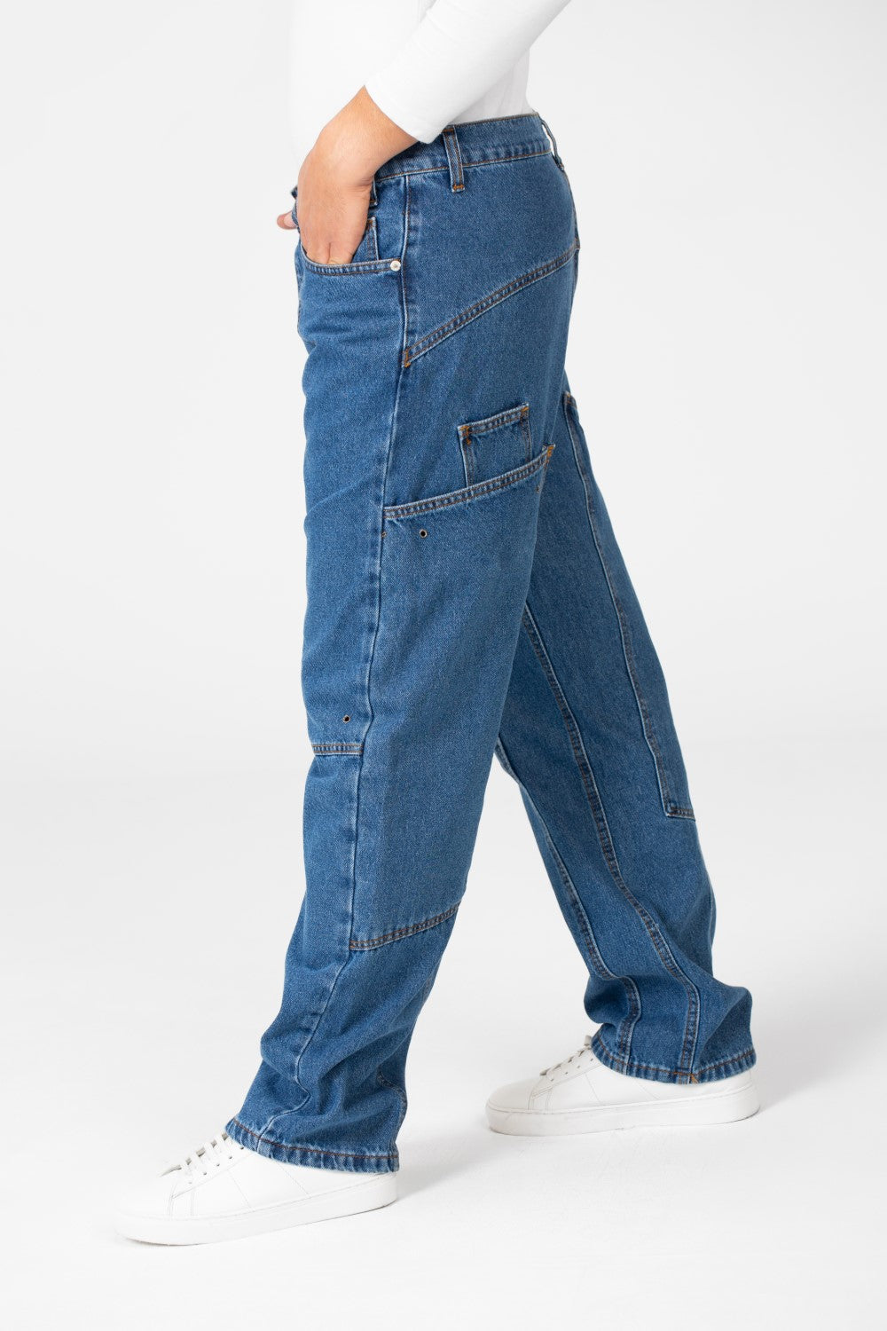 Men's Cargo Jeans Pants With A Modern Cut And Basic Details
