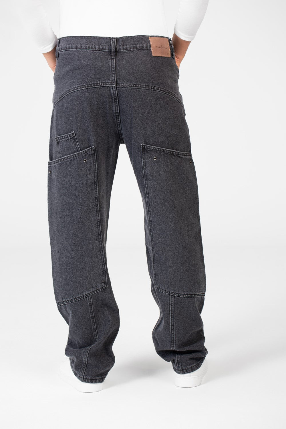 Men's Cargo Jeans Pants With A Modern Cut And Basic Details