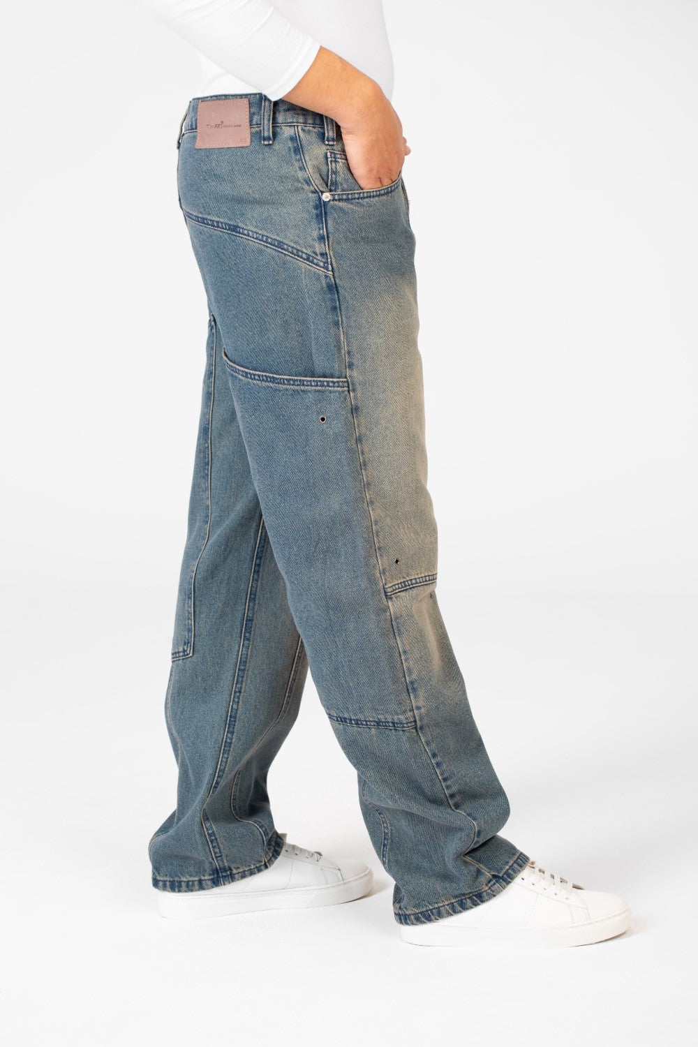 Men's Cargo Jeans Pants With A Modern Cut And Basic Details
