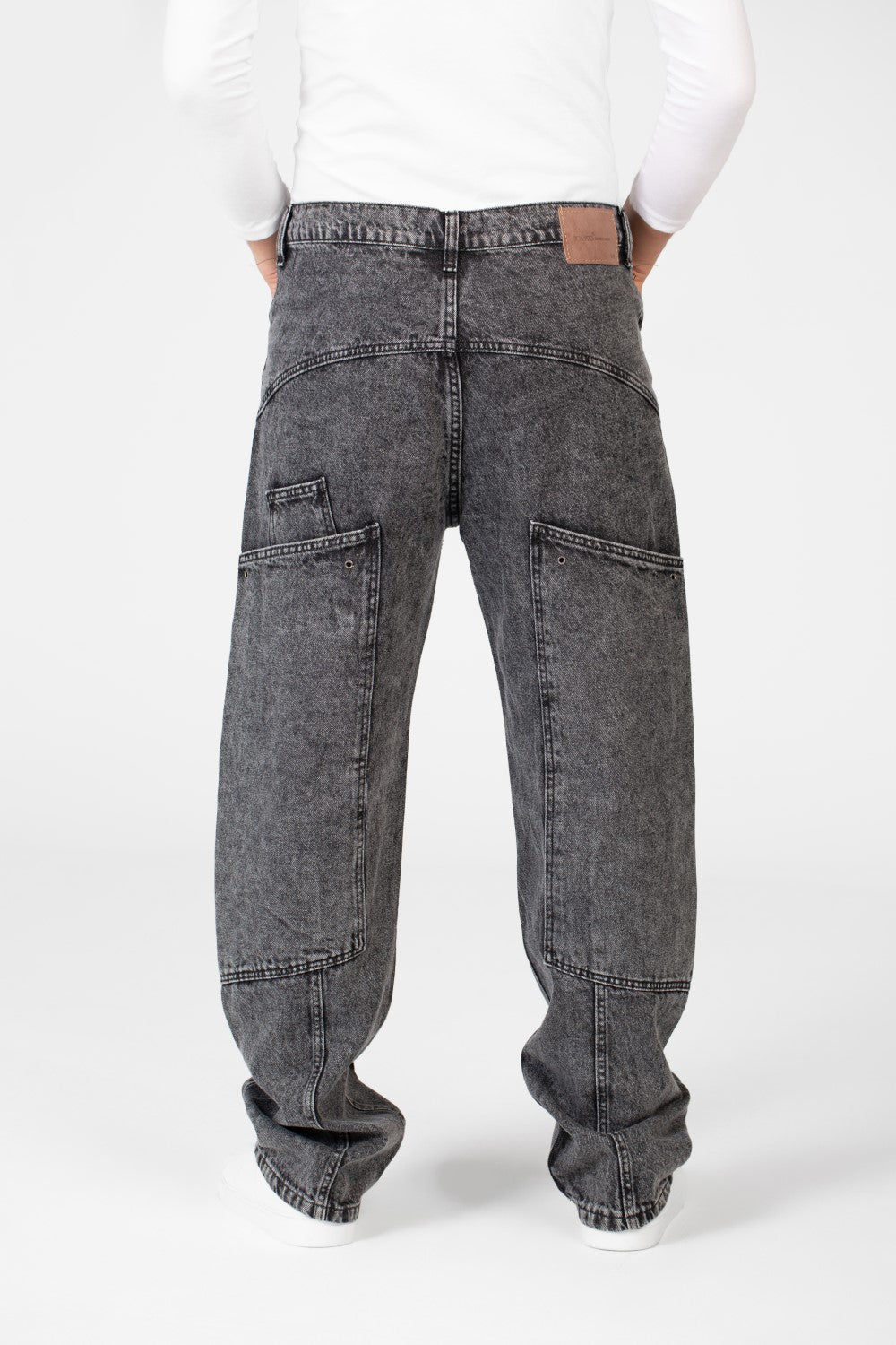 Men's Cargo Jeans Pants With A Modern Cut And Basic Details