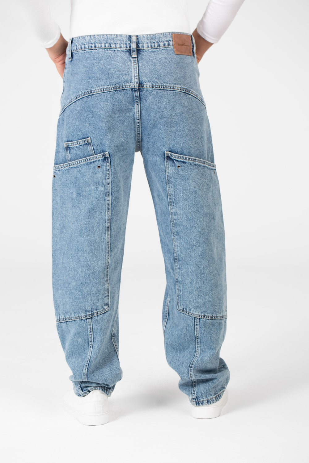 Men's Cargo Jeans Pants With A Modern Cut And Basic Details