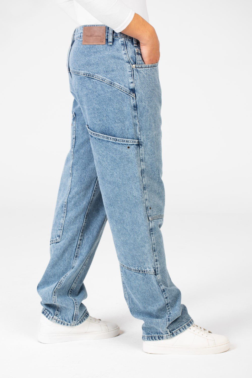 Men's Cargo Jeans Pants With A Modern Cut And Basic Details