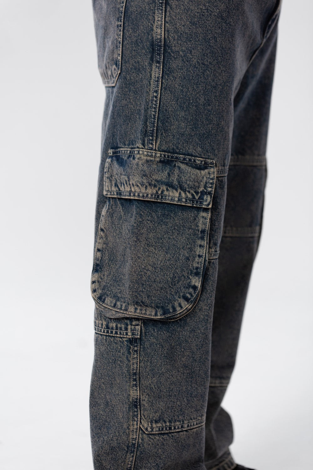 Men's Slim Fit Cargo Jeans Pants With Side Pockets