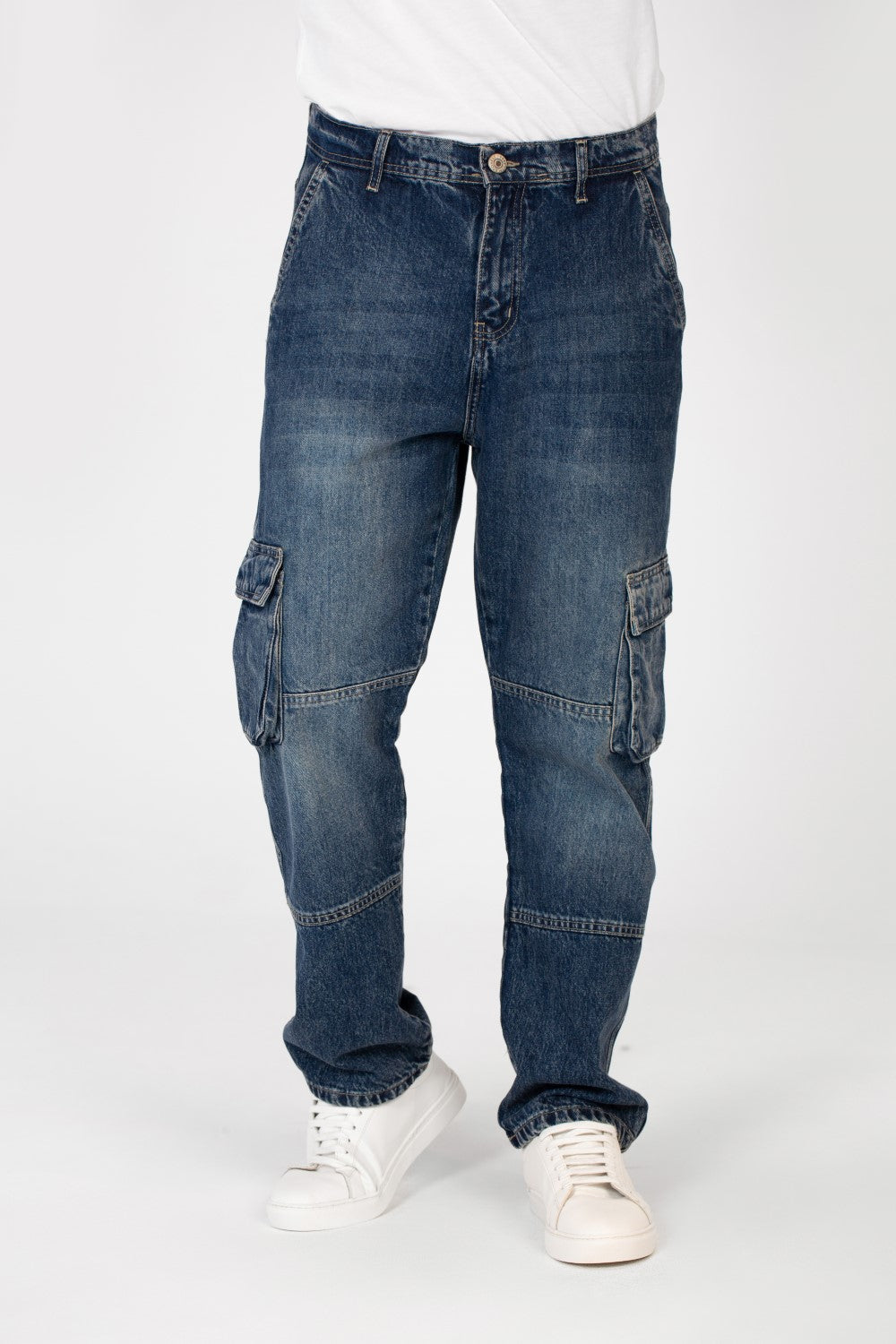 Men's Cargo Jeans Pants With A Modern Fit And Side Pockets