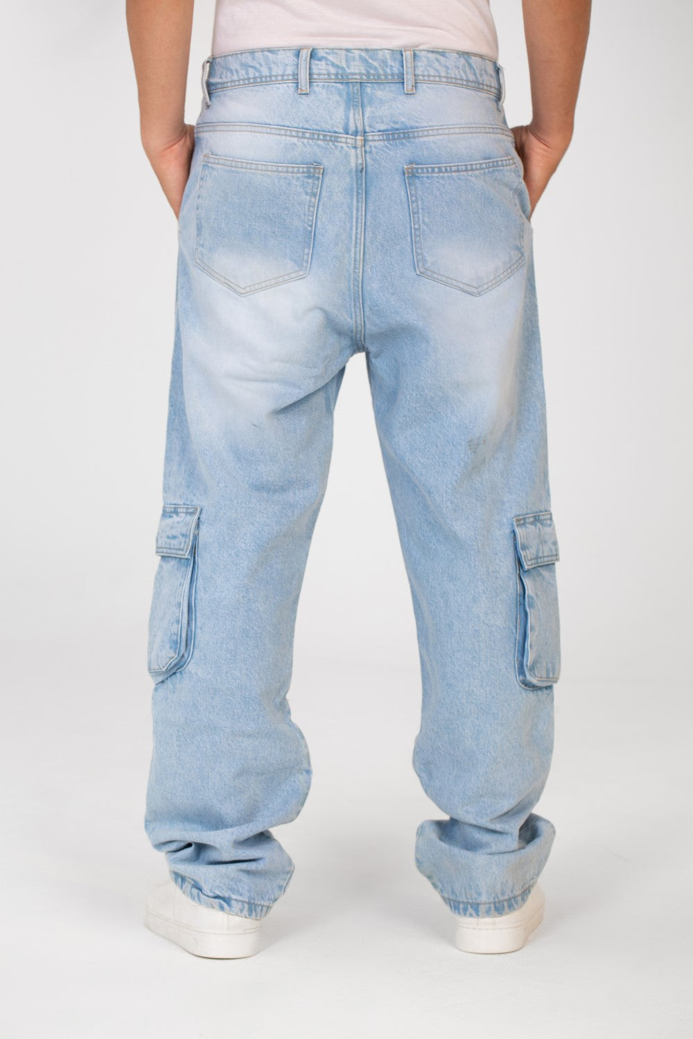 Men's Cargo Jeans Pants With A Modern Fit And Side Pockets