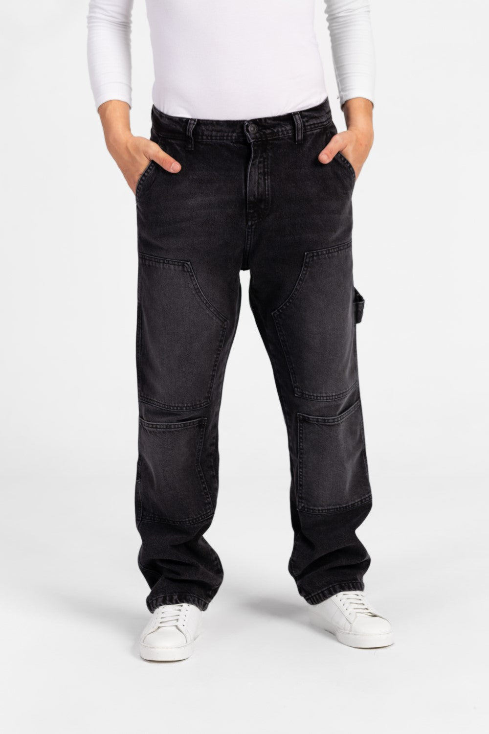 Men's Front And Back Pockets Cargo Jeans Pants In Modern Cut