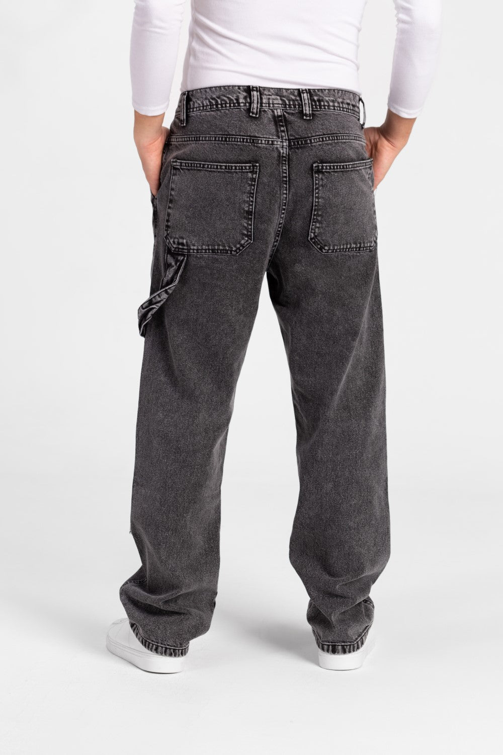 Men's Front And Back Pockets Cargo Jeans Pants In Modern Cut