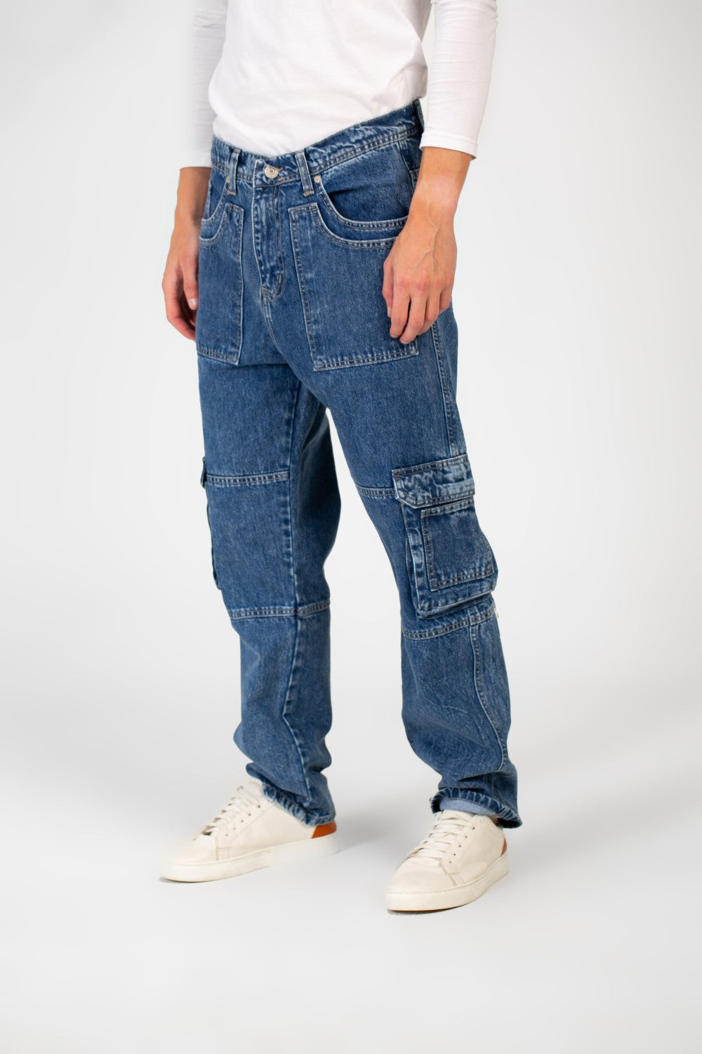 بنطلون جينز كارغو رجالي بتصميم عصري وجيوب