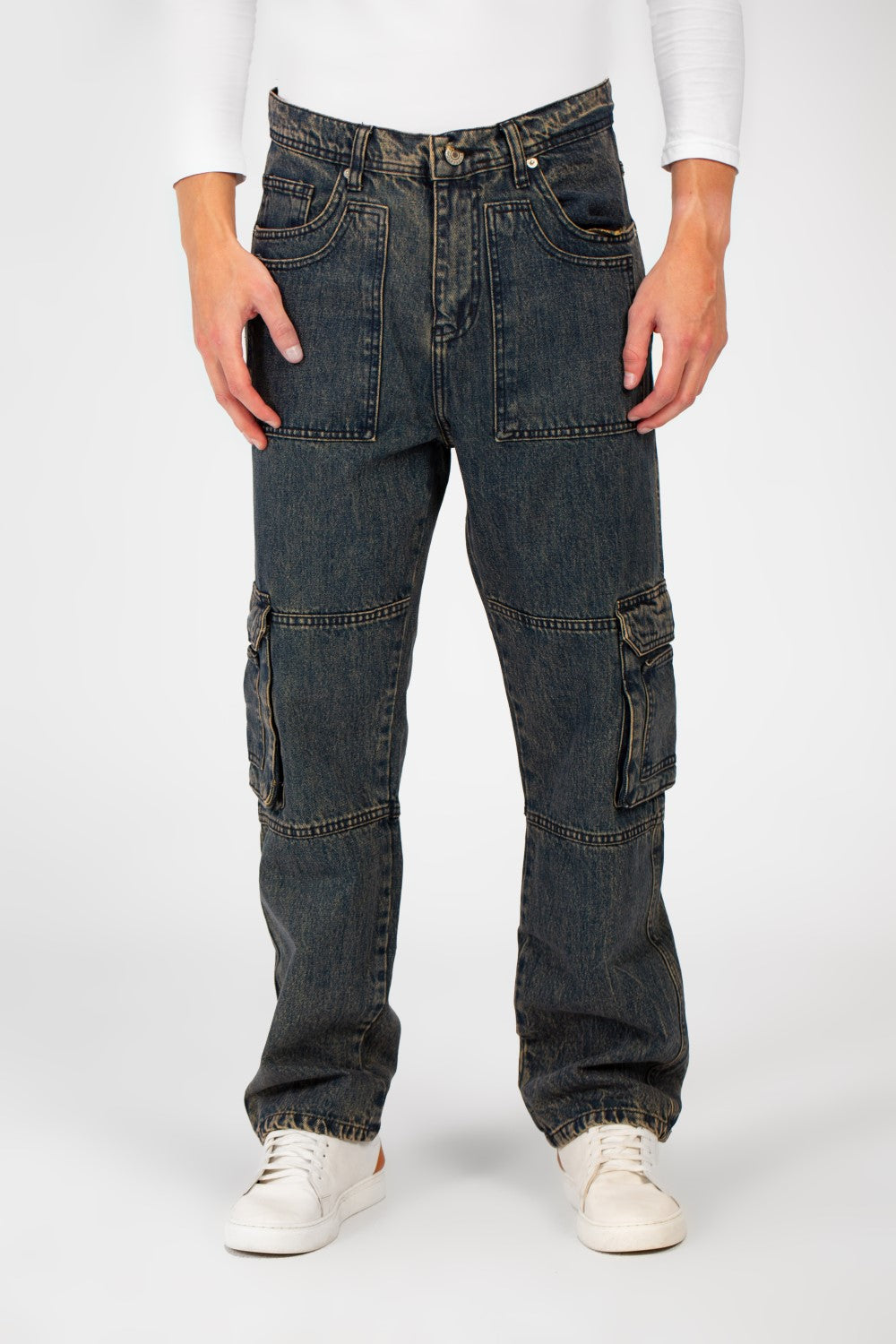 بنطلون جينز كارغو رجالي بتصميم عصري وجيوب