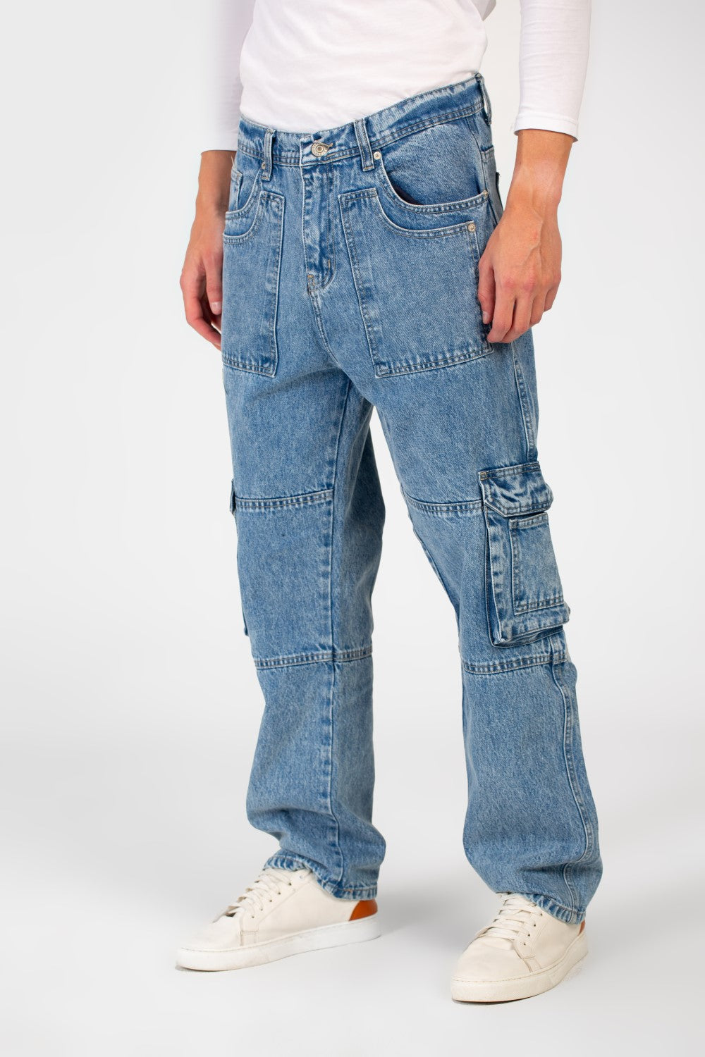 بنطلون جينز كارغو رجالي بتصميم عصري وجيوب