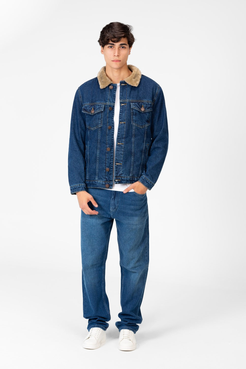 Men's Denim Fur Padded Jacket With Front Pockets And Long Sleeves