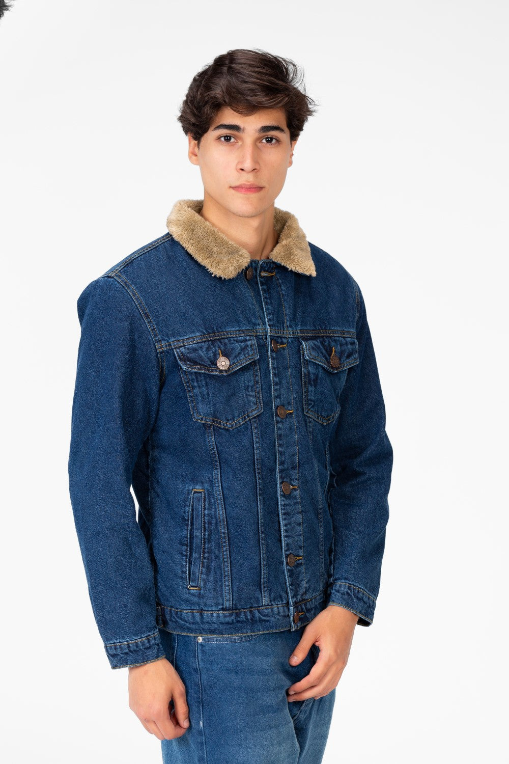Men's Denim Fur Padded Jacket With Front Pockets And Long Sleeves