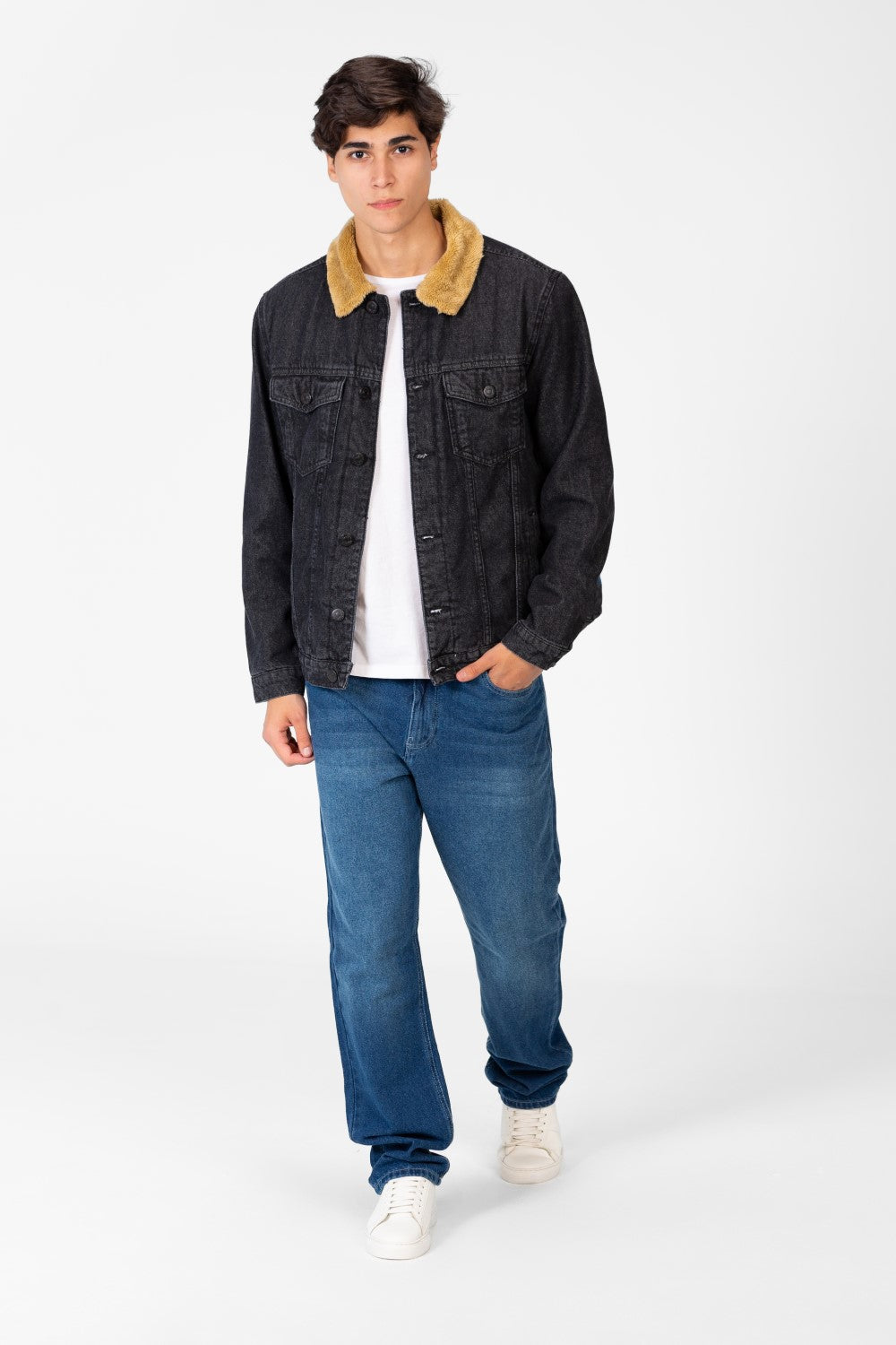 Men's Denim Fur Padded Jacket With Front Pockets And Long Sleeves