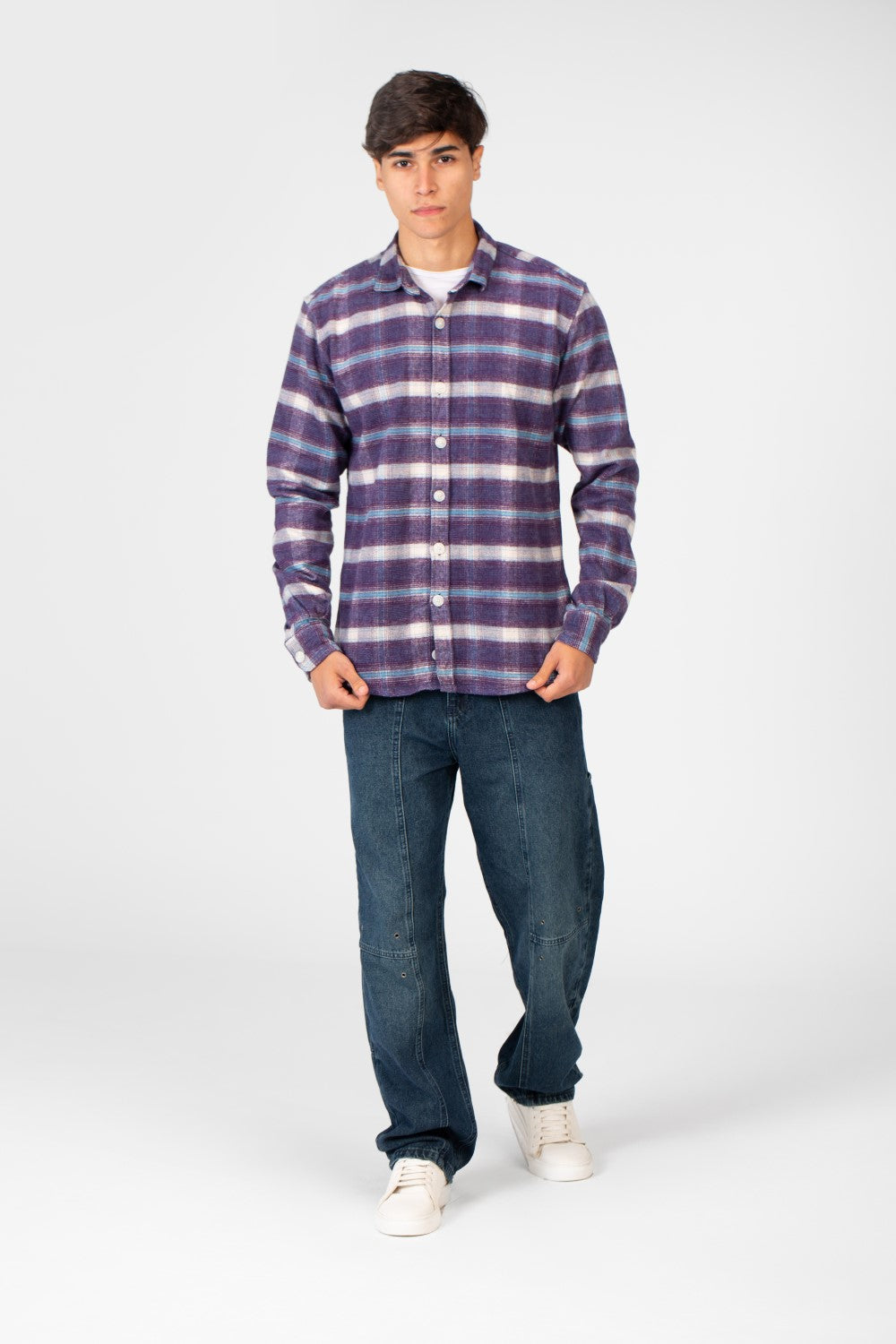 Men's Checked Shirt With Button Front And Long Sleeves