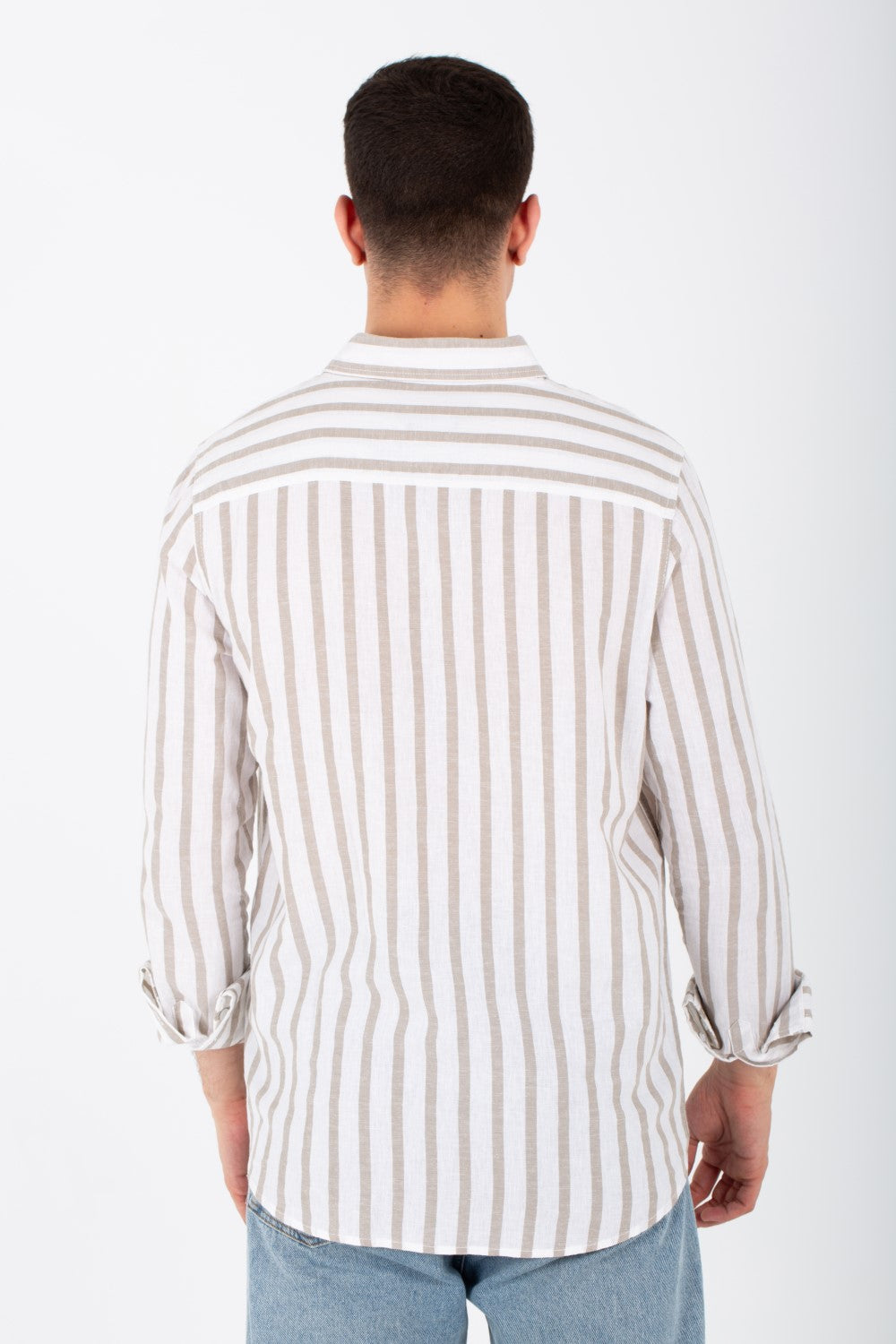 Mens Long Sleeved Striped Shirt In Comfortable Linen Material