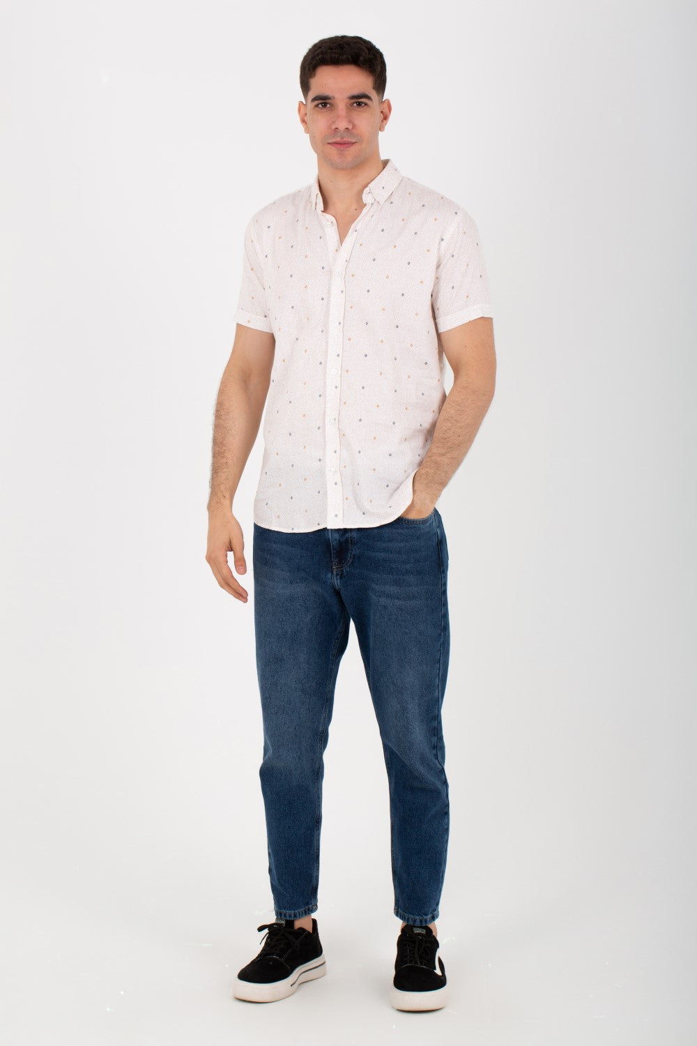 Mens Dotted Half Sleeve Shirt With Collar Poplin Material