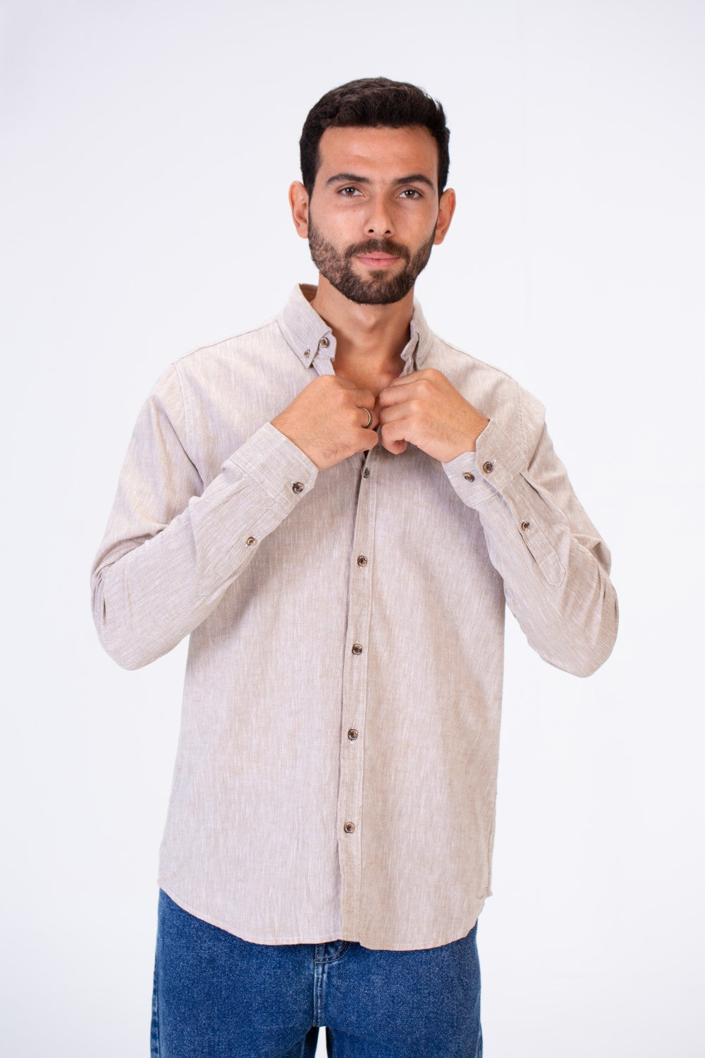 Men's Basic Slim Fit Long Sleeved Shirt In Comfortable Linen Material