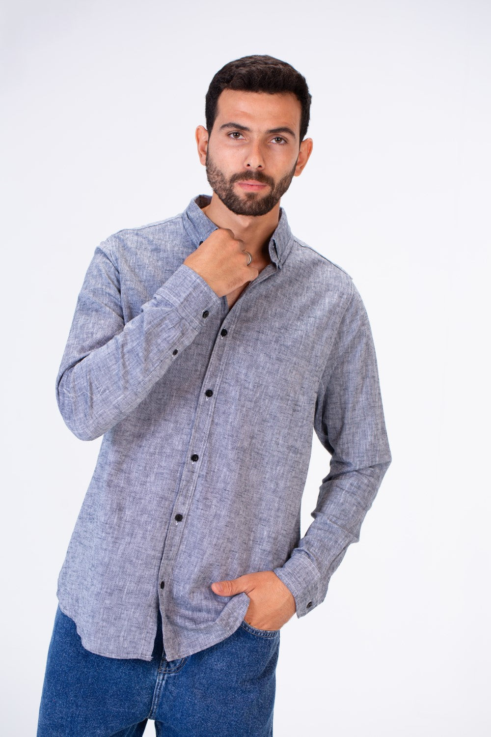 Men's Basic Slim Fit Long Sleeved Shirt In Comfortable Linen Material