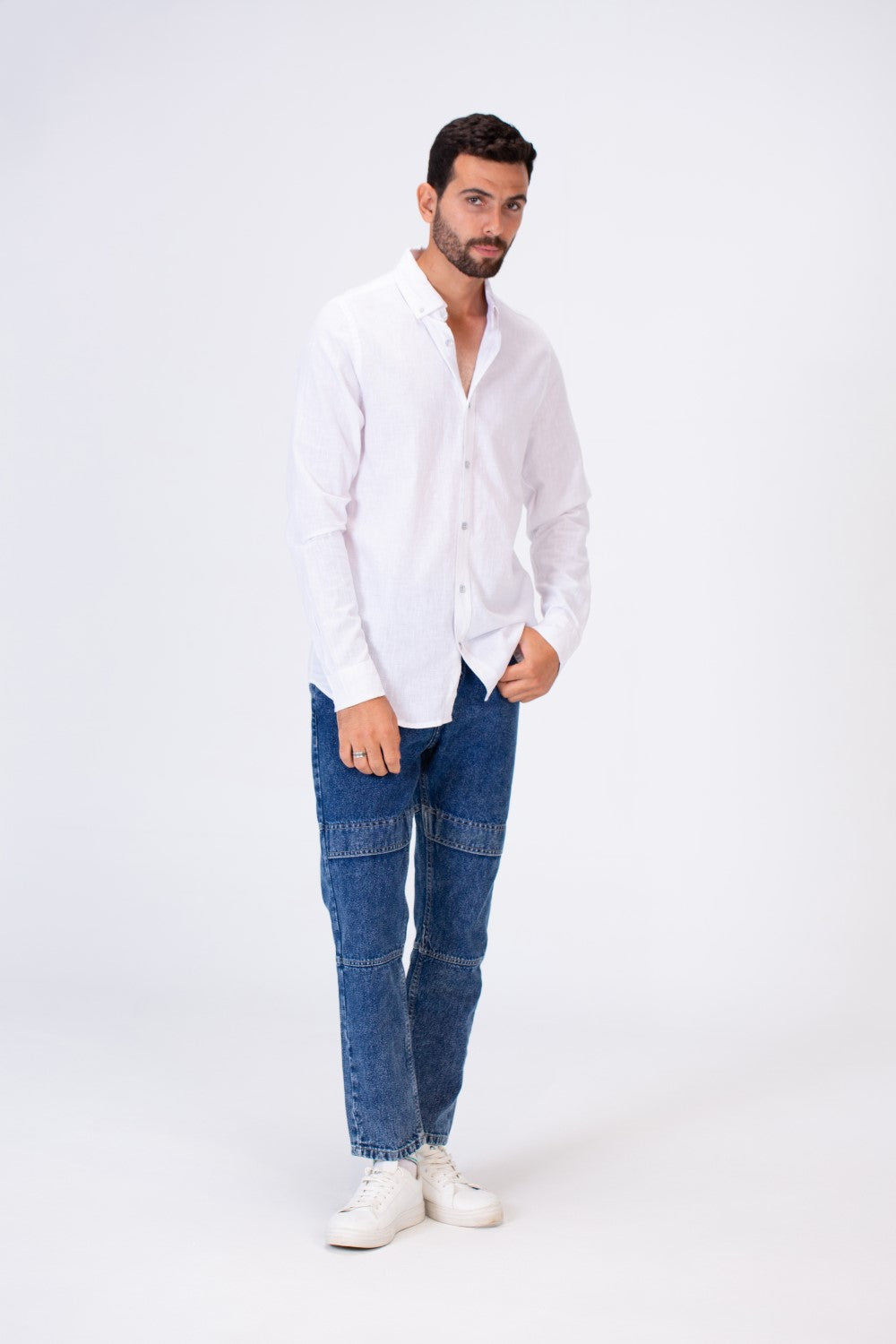 Men's Basic Slim Fit Long Sleeved Shirt In Comfortable Linen Material