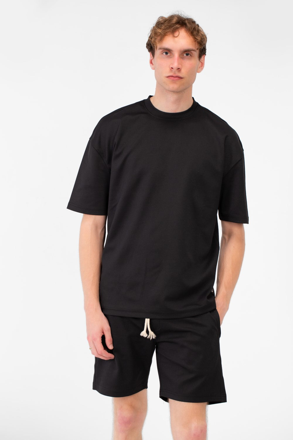 Men's Basic Plain Oversized T-Shirt With Round Neck And Short Sleeves