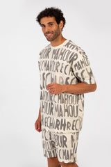 طقم ملابس رجالي كاجوال مطبوع بمقاس عادي، يتكون من تي شيرت بأكمام نصفية وشورت