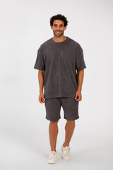 طقم ملابس صيفي مريح للرجال يتكون من تي شيرت بأكمام نصف دائرية ورقبة دائرية وشورت