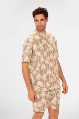 طقم رجالي بمقاس عادي يتكون من تي شيرت بأكمام نصفية وشورت