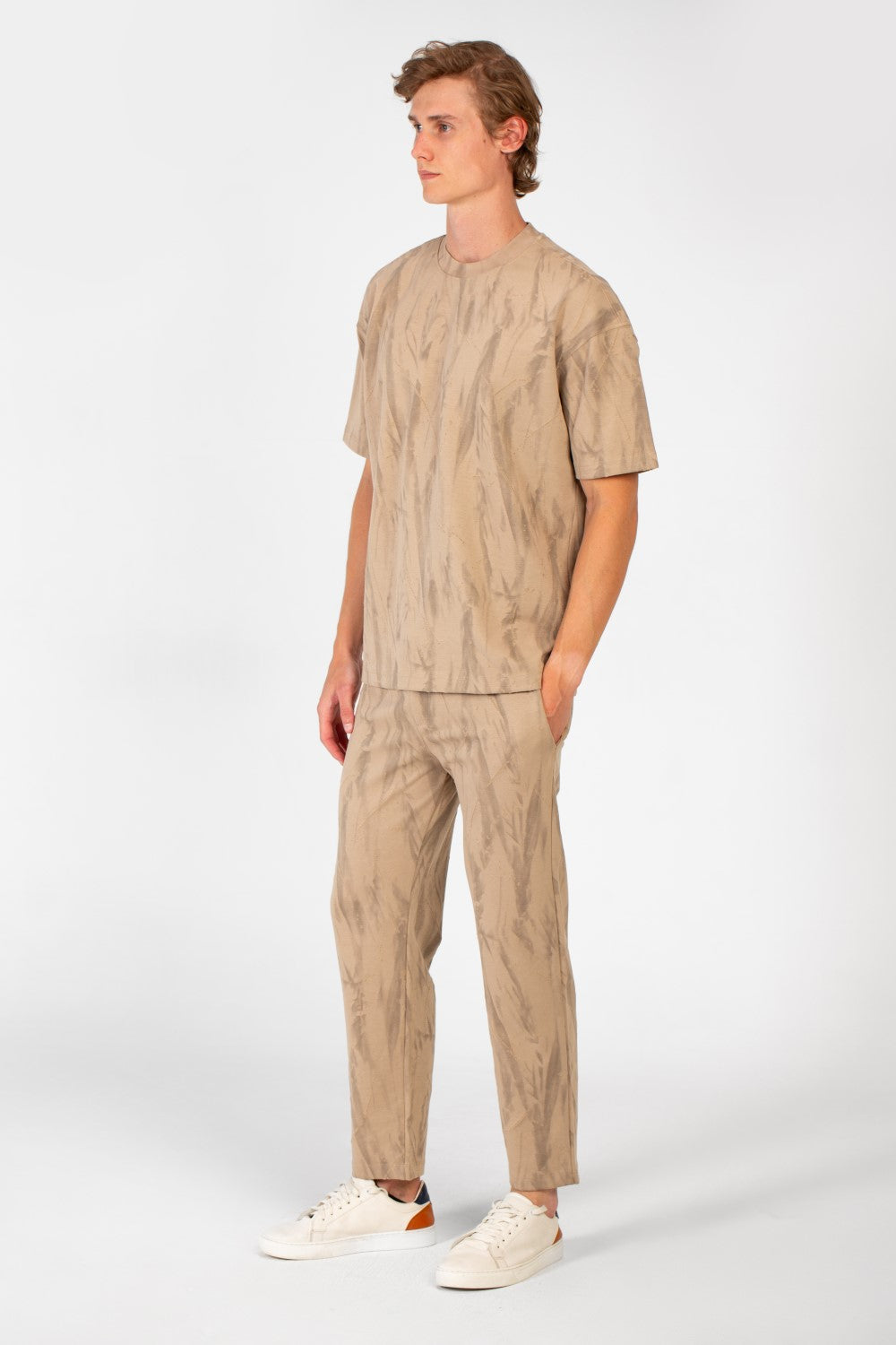 Men's Printed Summer Casual Outfit Short Sleeved T-shirt And Pants