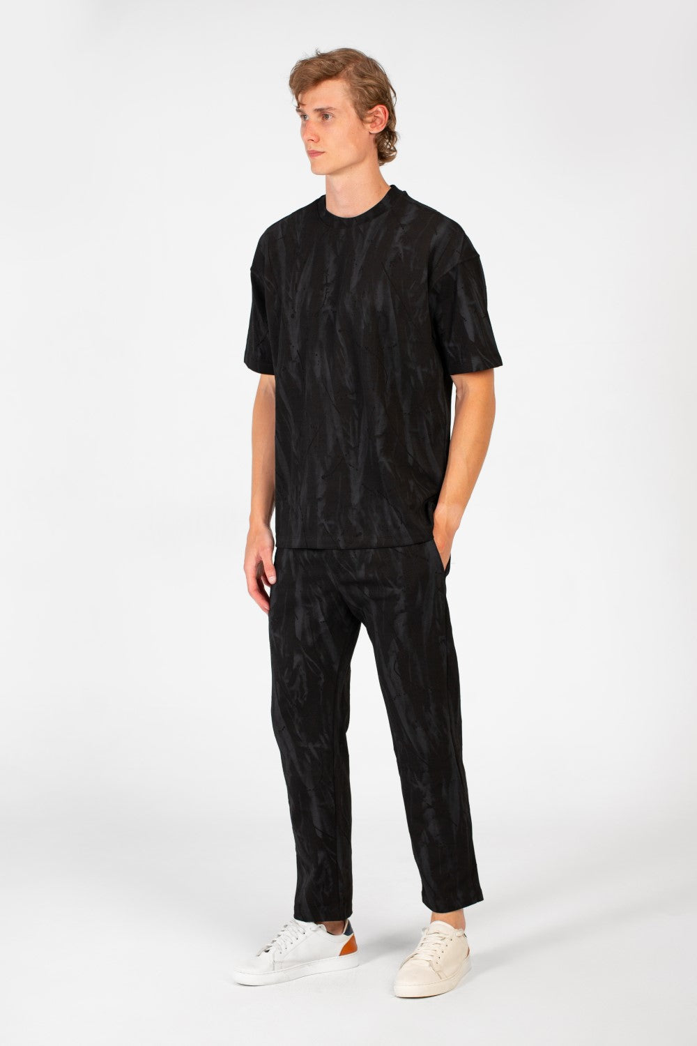 Men's Printed Summer Casual Outfit Short Sleeved T-shirt And Pants