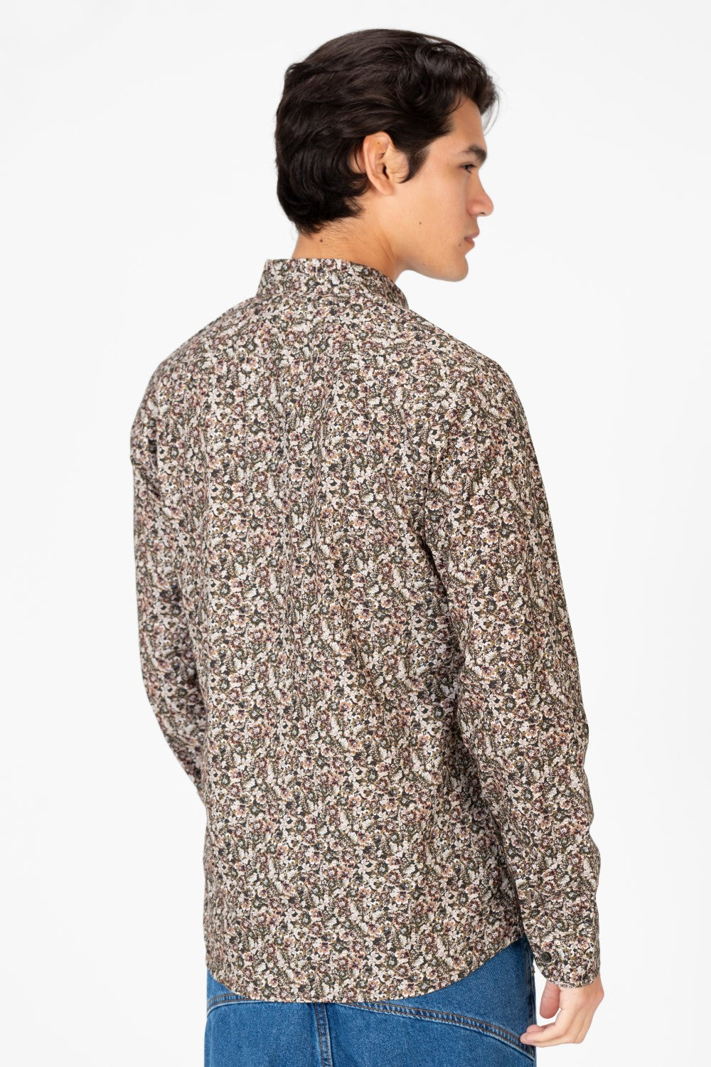 قميص رجالي مطبوع بأكمام طويلة وقصة ضيقة