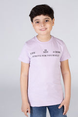 تي شيرت للأولاد مطبوع برقبة دائرية وقصّة عادية وأكمام قصيرة