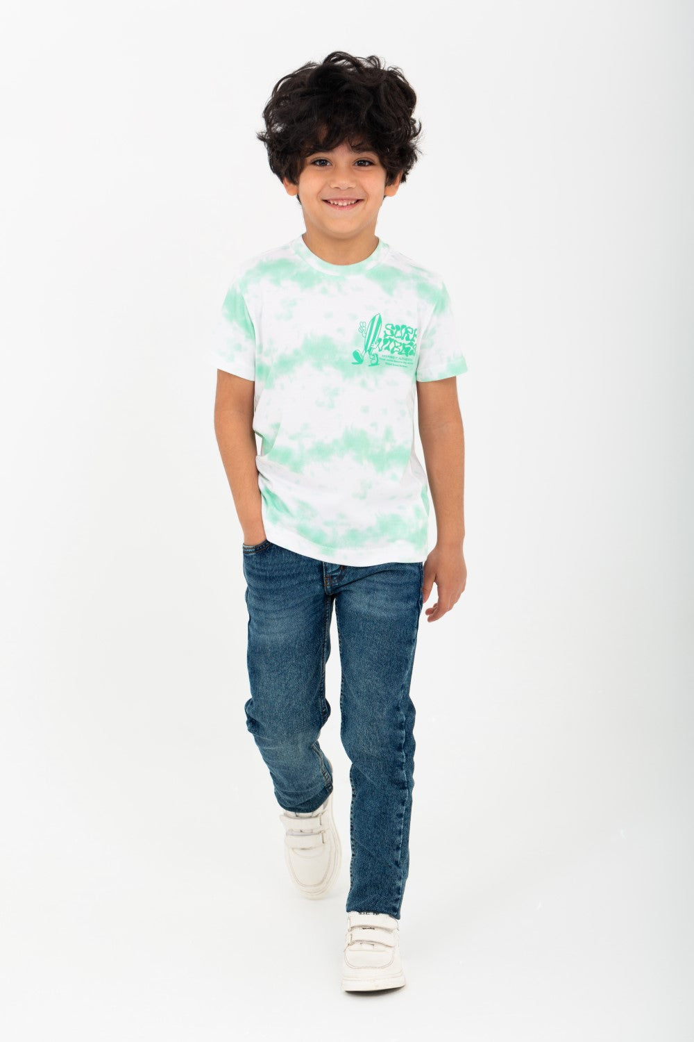 تي شيرت مطبوع للأولاد برقبة دائرية وأكمام قصيرة