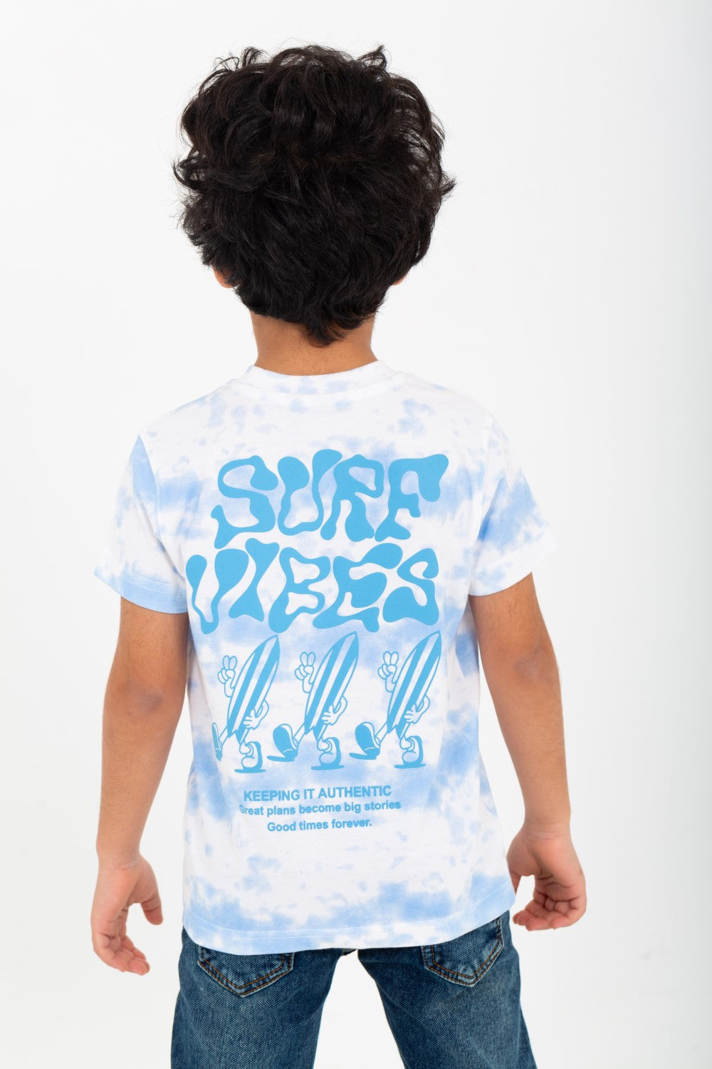 تي شيرت مطبوع للأولاد برقبة دائرية وأكمام قصيرة