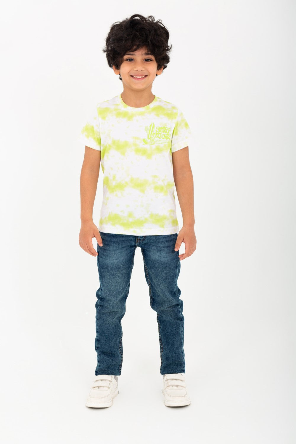 تي شيرت مطبوع للأولاد برقبة دائرية وأكمام قصيرة