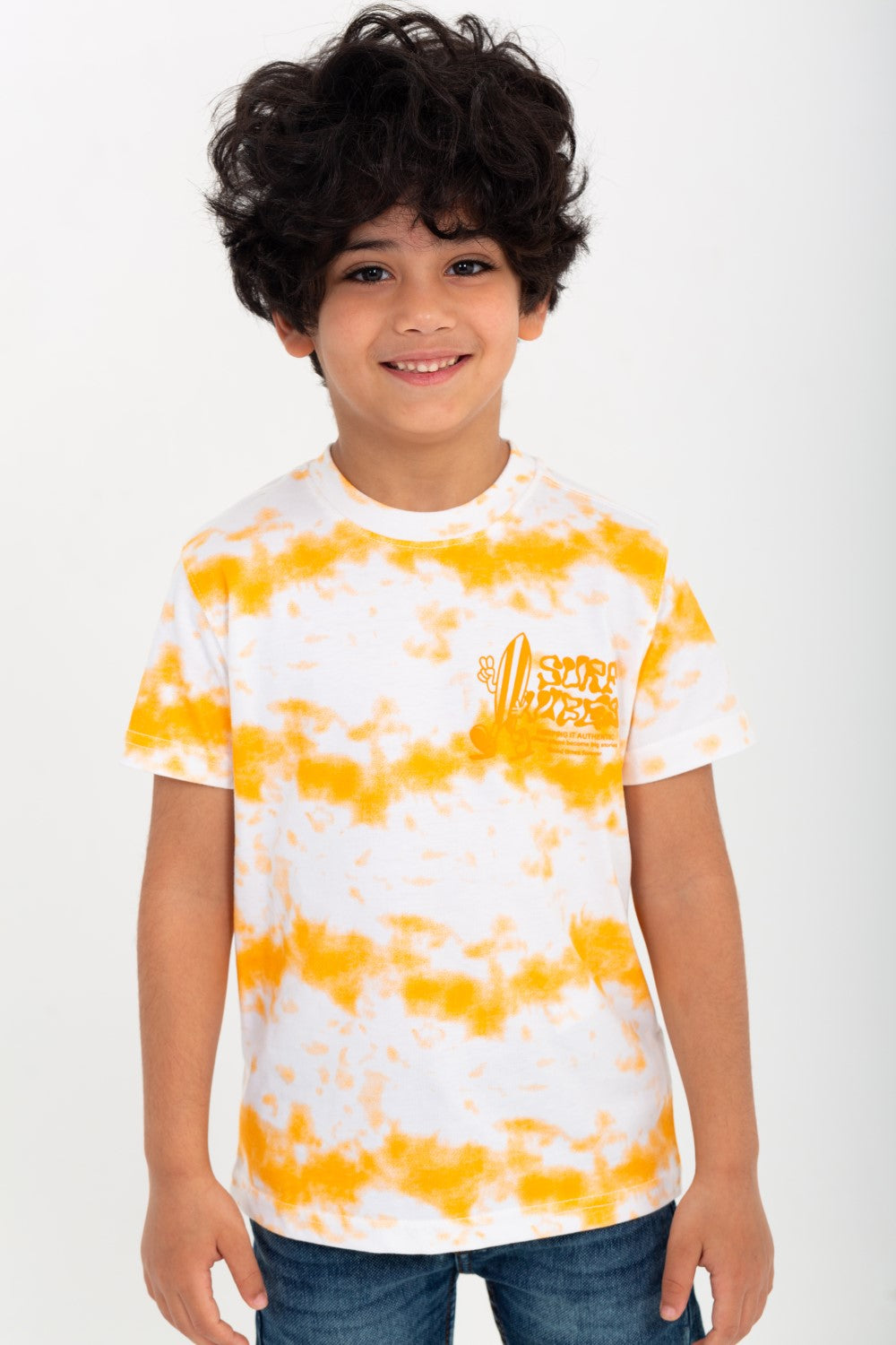 تي شيرت مطبوع للأولاد برقبة دائرية وأكمام قصيرة