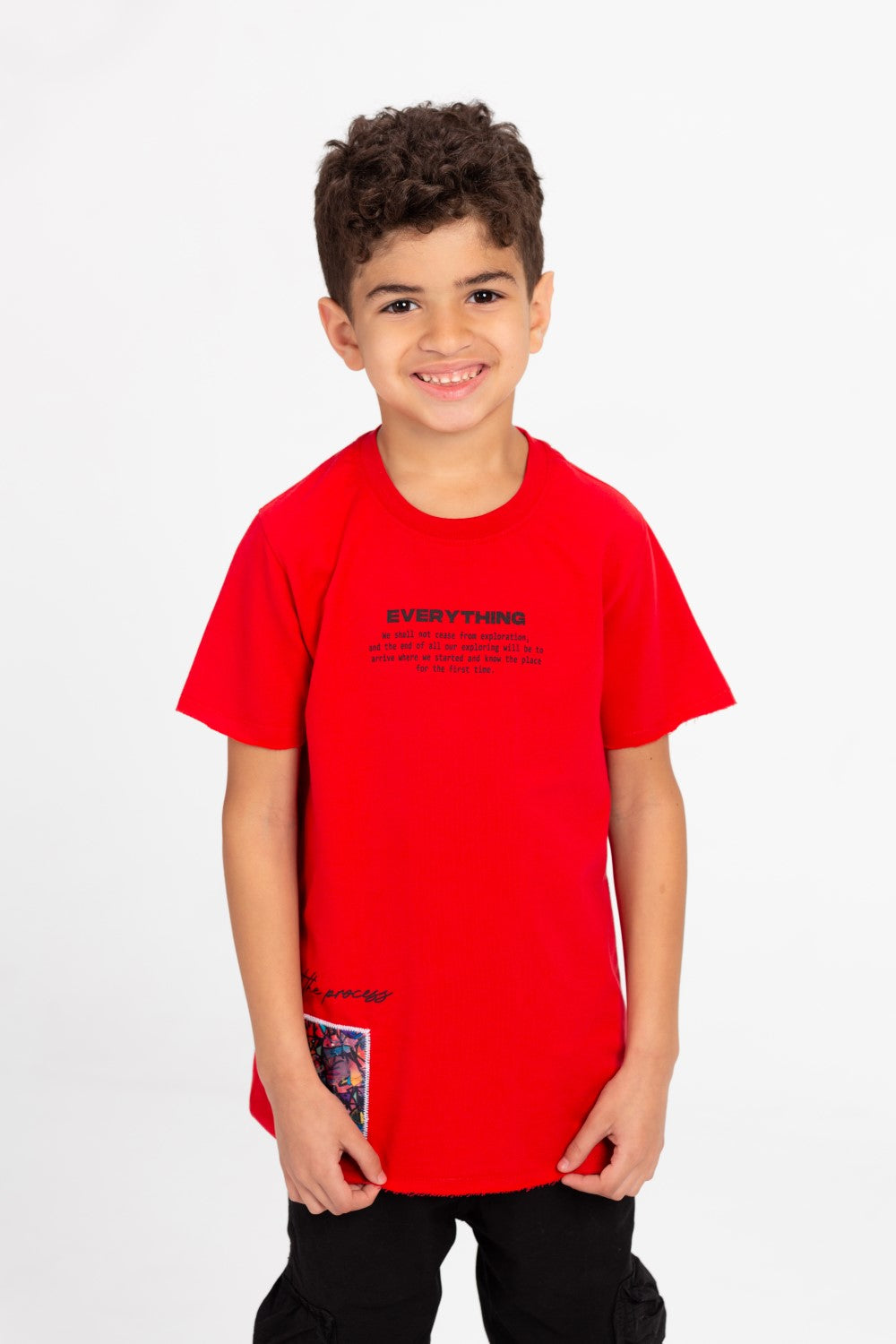 تي شيرت بأكمام قصيرة بطبعة جرافيكية للأولاد