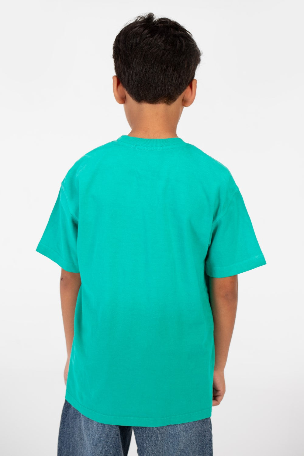 تي شيرت للأولاد بأكمام قصيرة ورقبة دائرية ومقاس كبير مع طبعة بيكاتشو أمامية