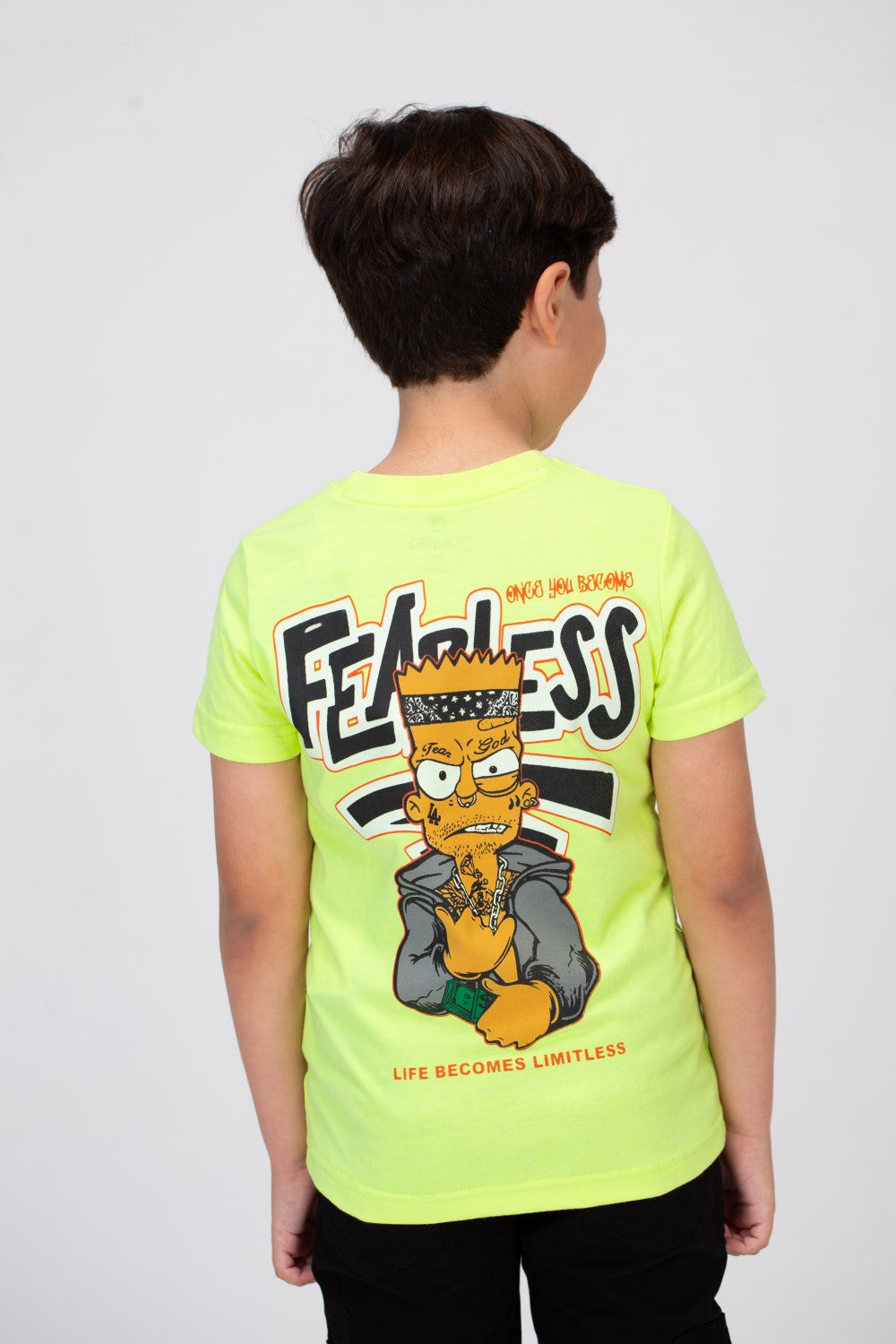 تي شيرت للأولاد بأكمام قصيرة وطبعة على الأمام والخلف