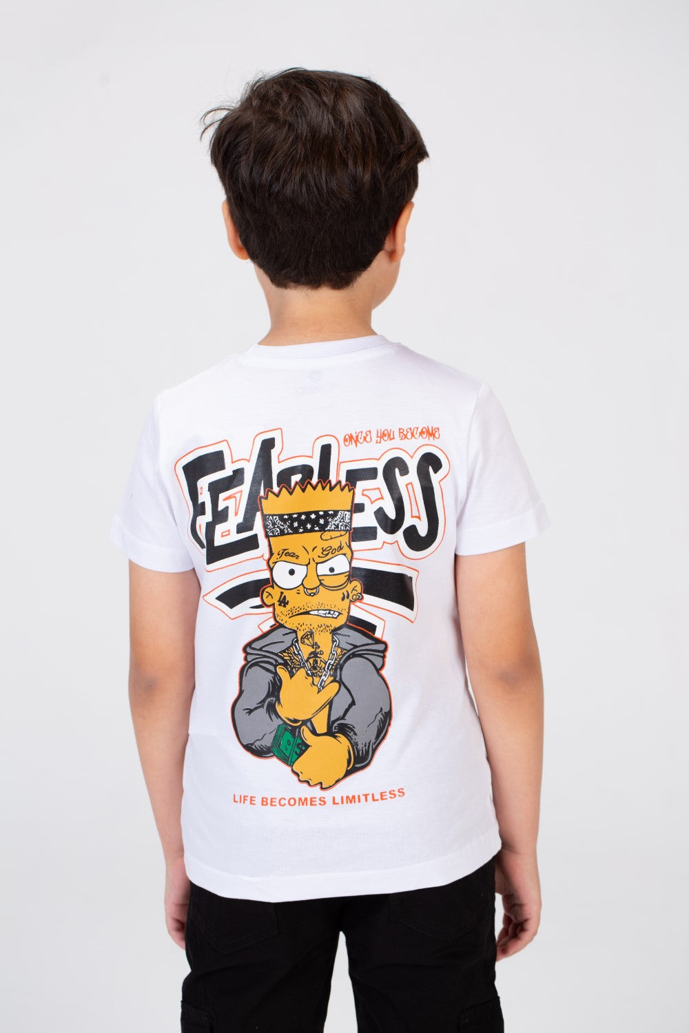 تي شيرت للأولاد بأكمام قصيرة وطبعة على الأمام والخلف