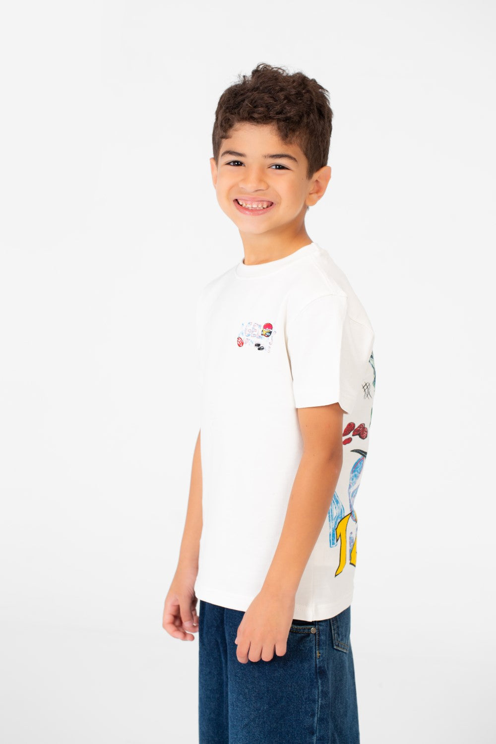 تي شيرت ميلتون عالي الجودة للأولاد بأكمام قصيرة ورقبة دائرية مطبوع عليه شعار ميلتون