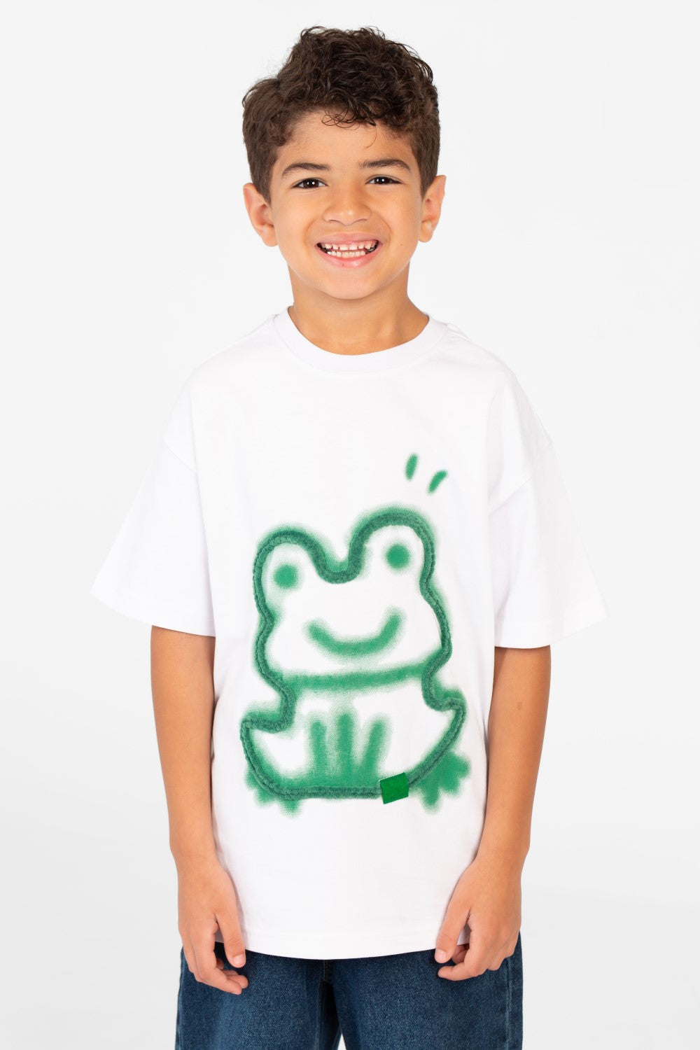 تي شيرت للأولاد بأكمام قصيرة وطبعة جرافيكية أمامية