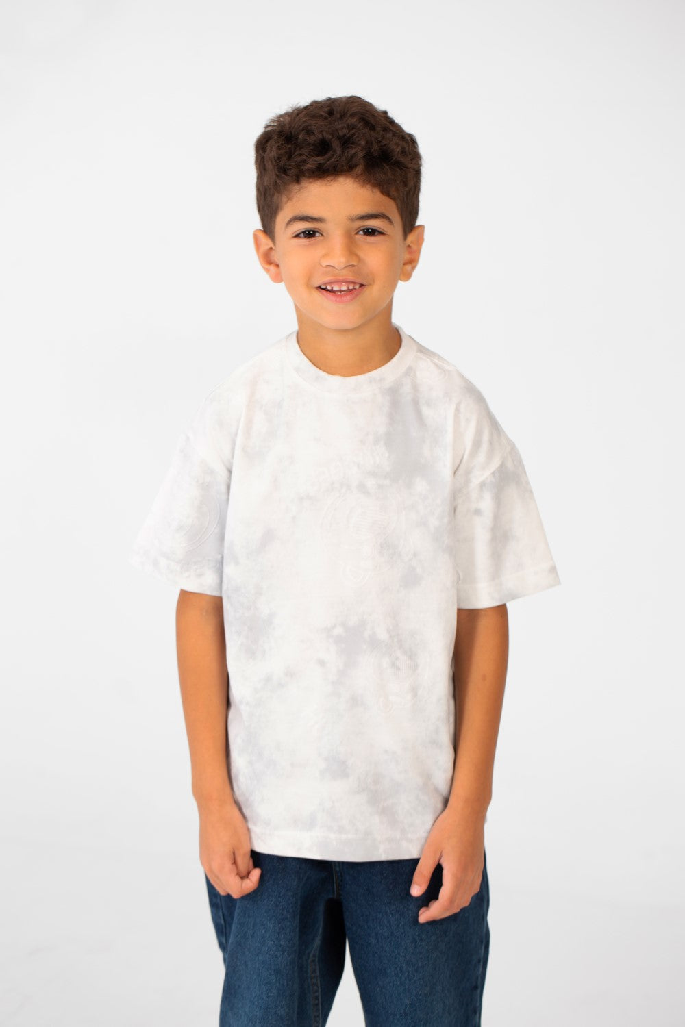 تي شيرت للأولاد بأكمام قصيرة ومقاس كبير ومصبوغ بالربطة وطبعة Hugger