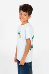 تي شيرت للأولاد بطبعة جرافيكية ورقبة دائرية وأكمام نصفية - 1