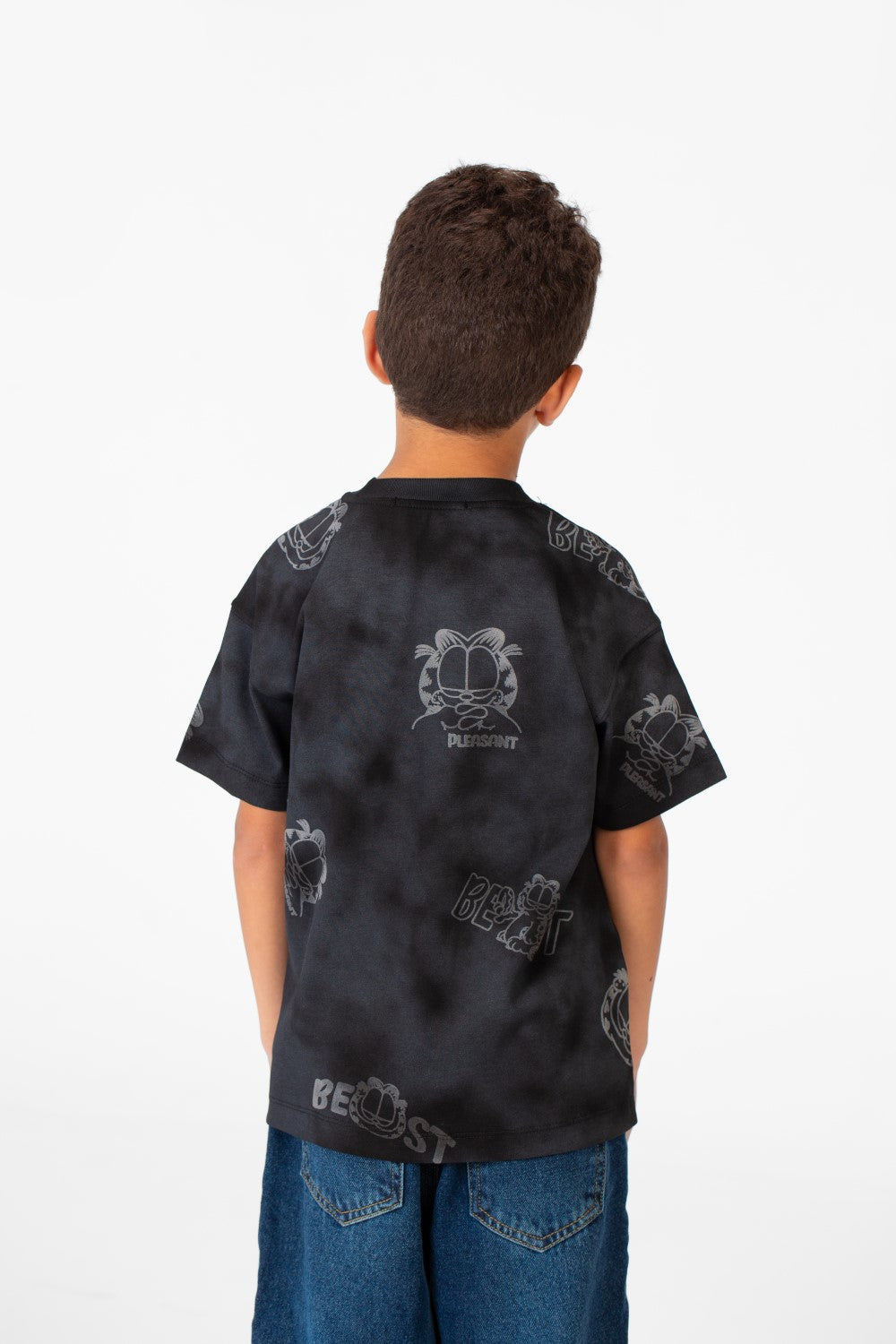 تي شيرت مطبوع بأكمام قصيرة ورقبة دائرية للأولاد