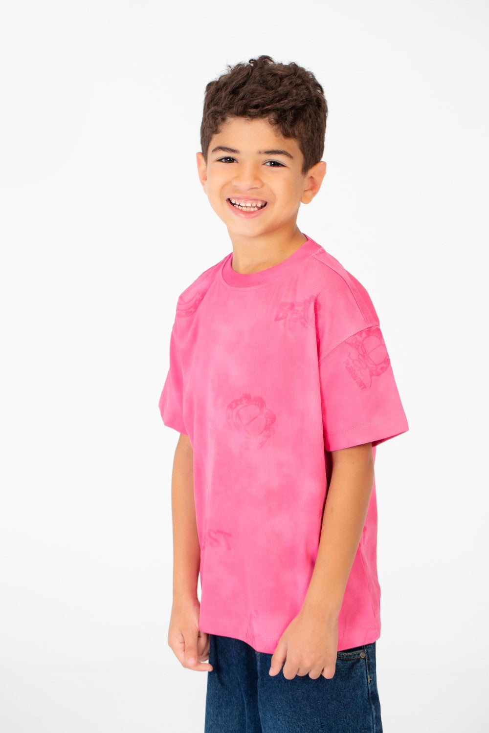 تي شيرت مطبوع بأكمام قصيرة ورقبة دائرية للأولاد