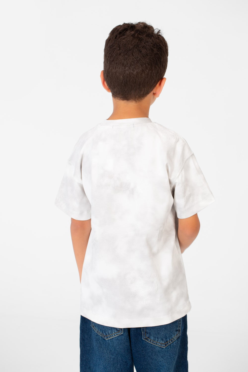 تي شيرت مطبوع بأكمام قصيرة ورقبة دائرية للأولاد