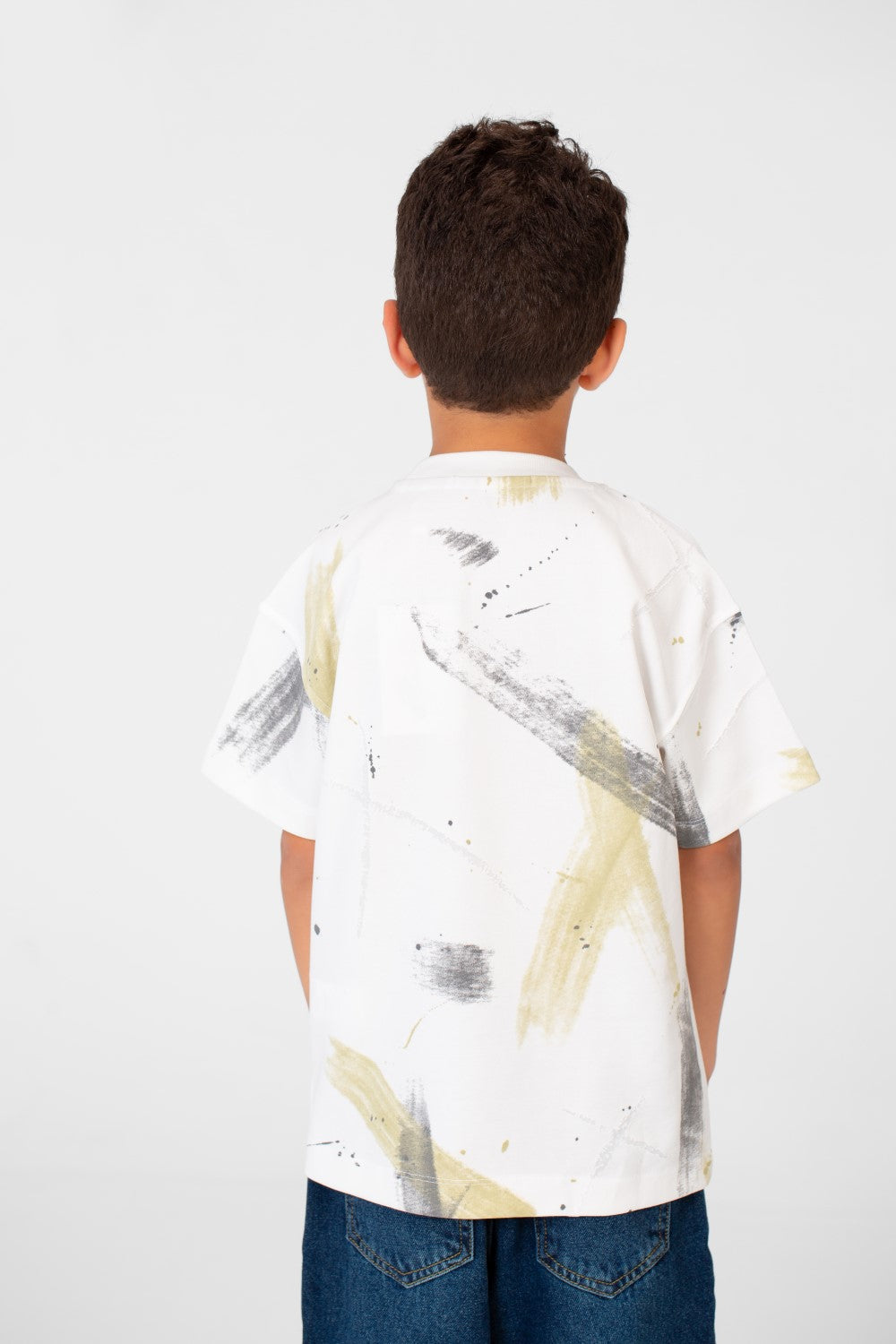 Boy's Modern Colorful Half Sleeve Round Neck T-shirt