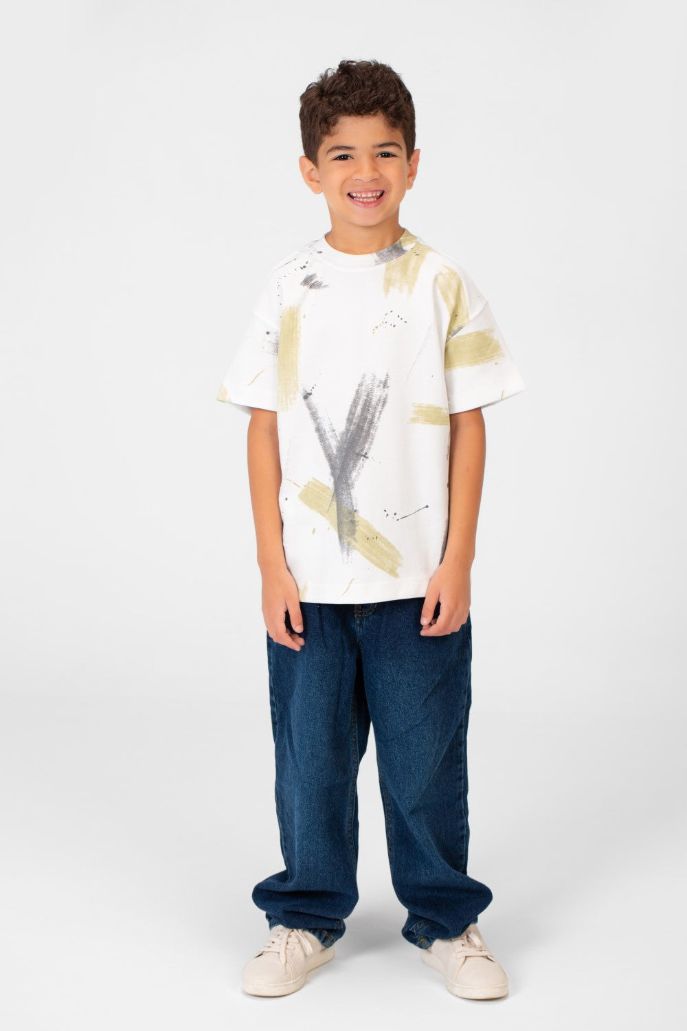Boy's Modern Colorful Half Sleeve Round Neck T-shirt