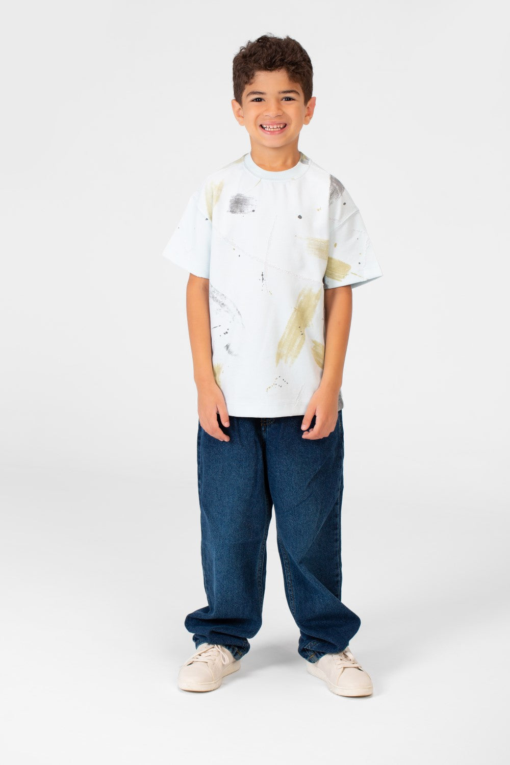 Boy's Modern Colorful Half Sleeve Round Neck T-shirt